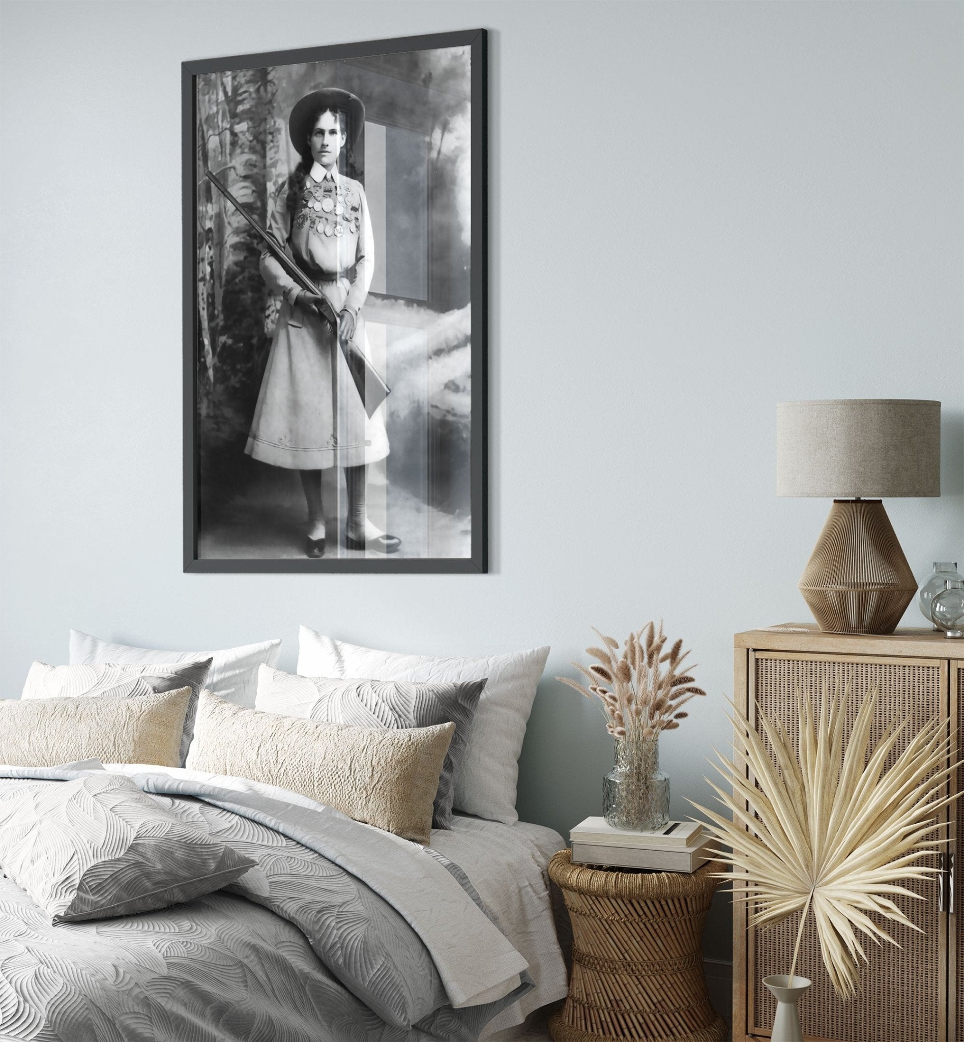 Annie Oakley Framed, Sharp Shooter, Vintage Photo - Iconic Annie Oakley Framed Print - Little Sure Shot - WallArtPrints4U