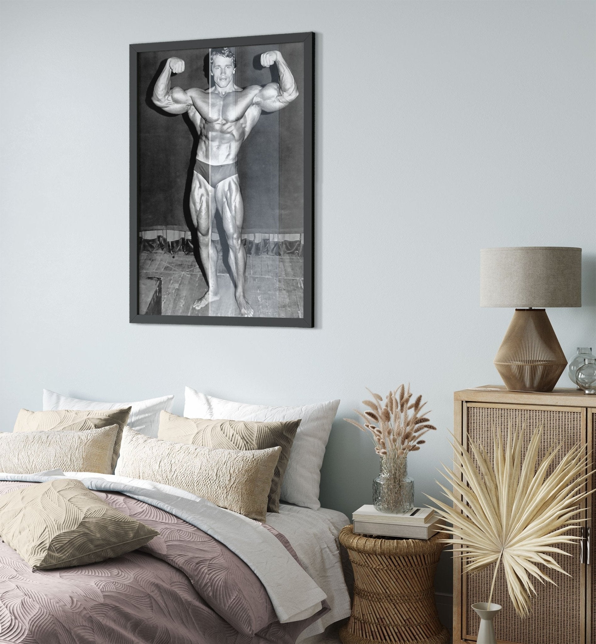 Arnold Schwarzenegger Framed Print, Double Biceps Famous Pose, Vintage Photo Portrait, Arnold Schwarzenegger Print - WallArtPrints4U