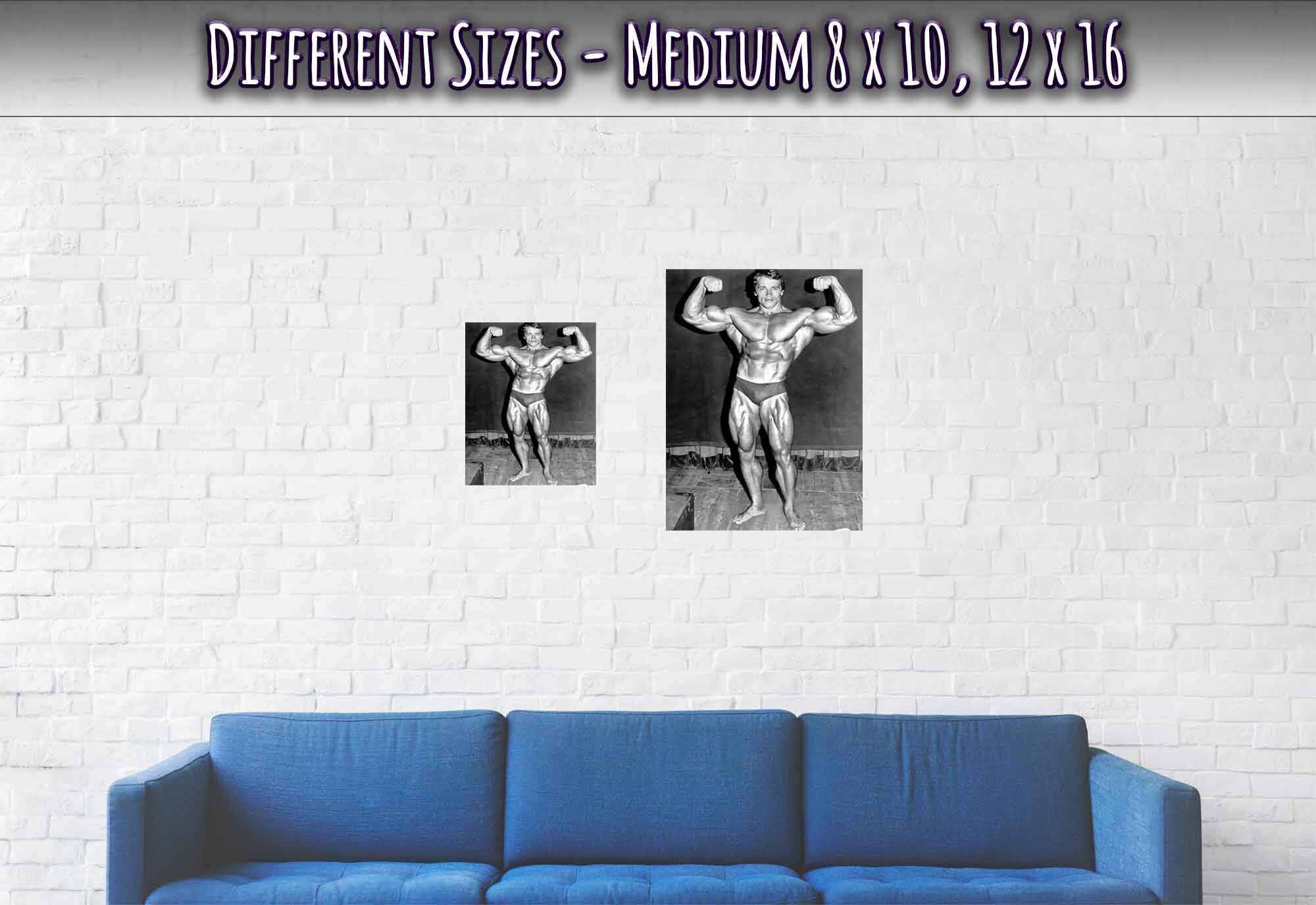 Arnold Schwarzenegger Poster, Double Biceps Pose, Vintage Photo, Arnold Print - WallArtPrints4U