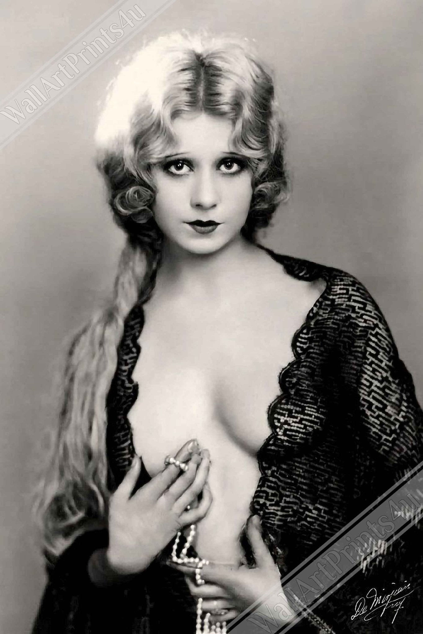 Faith Bacon Poster, Burlesque Dancer - Vintage Art - Retro Pin Up Girl Print - 1942 - WallArtPrints4U