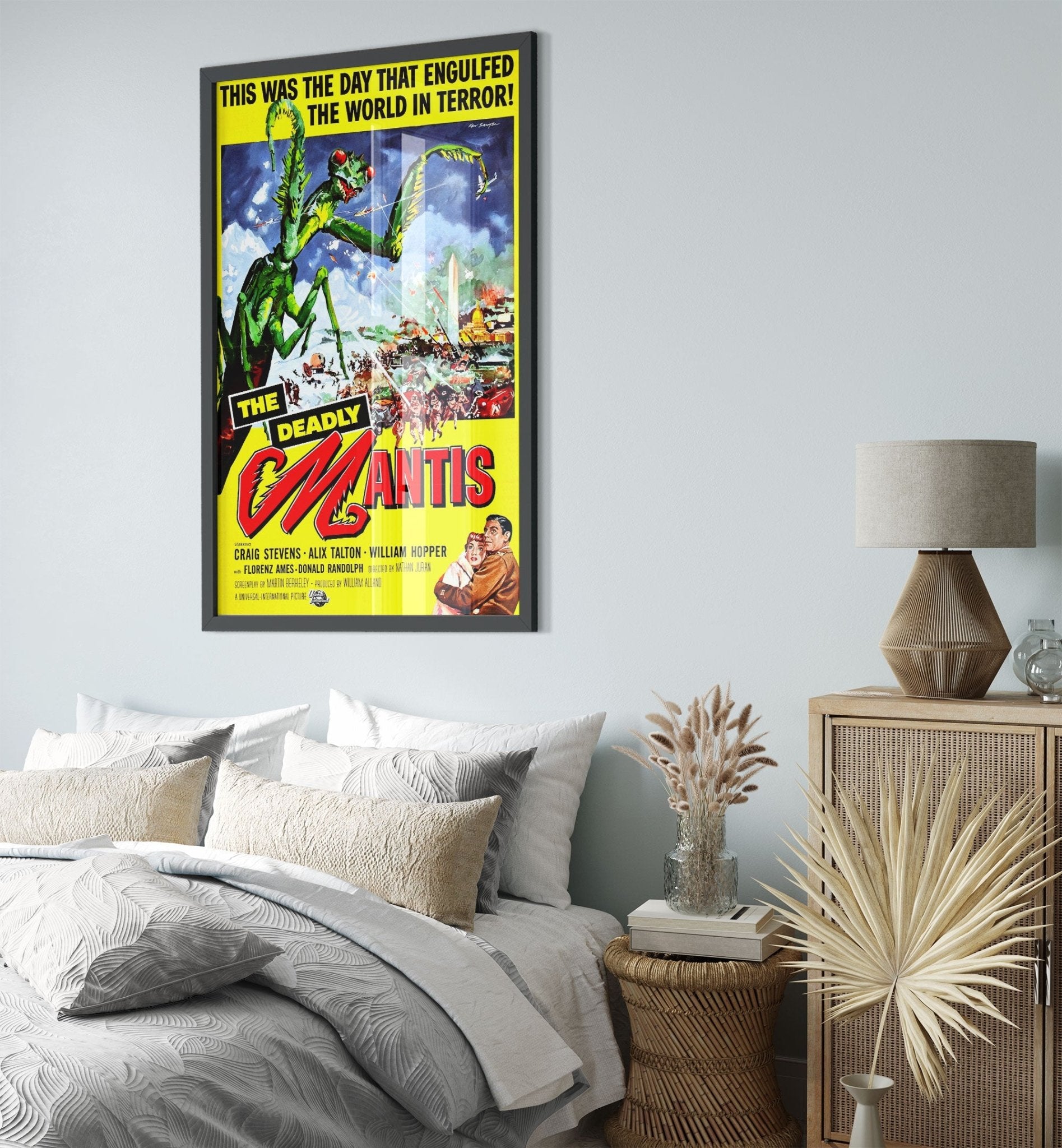 The Deadly Mantis Framed, Vintage Horror Movie Framed 1957 Version 2 Framed Film Art - WallArtPrints4U