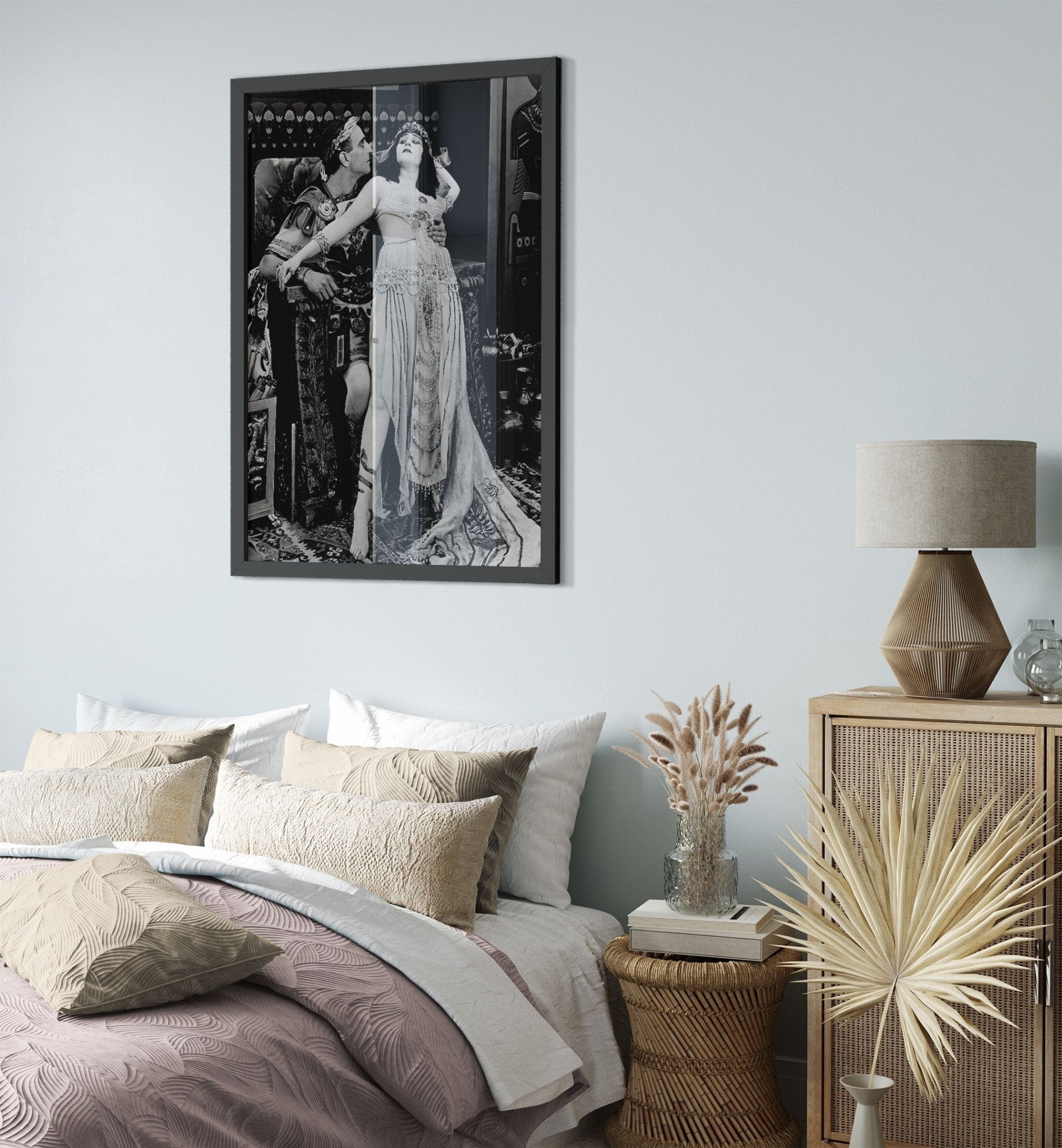 Theda Bara Cleopatra Framed, Vintage Photo From 1916 Theda Bara Cleopatra Framed Print - WallArtPrints4U