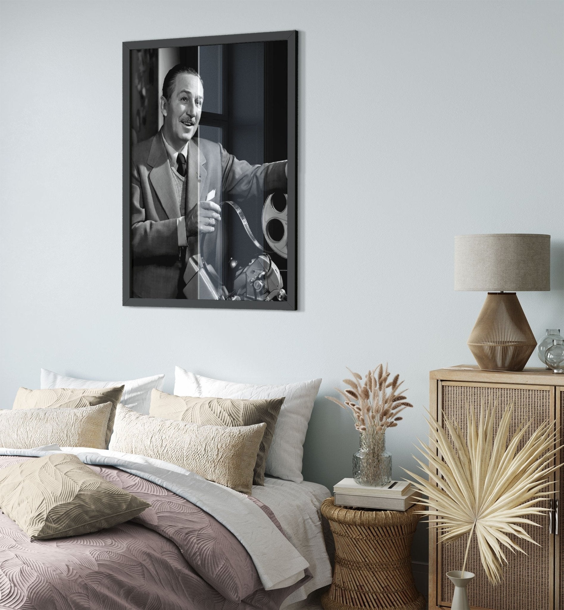 Walt Disney Framed, Vintage Photo - Iconic Walt Disney Framed Print - WallArtPrints4U