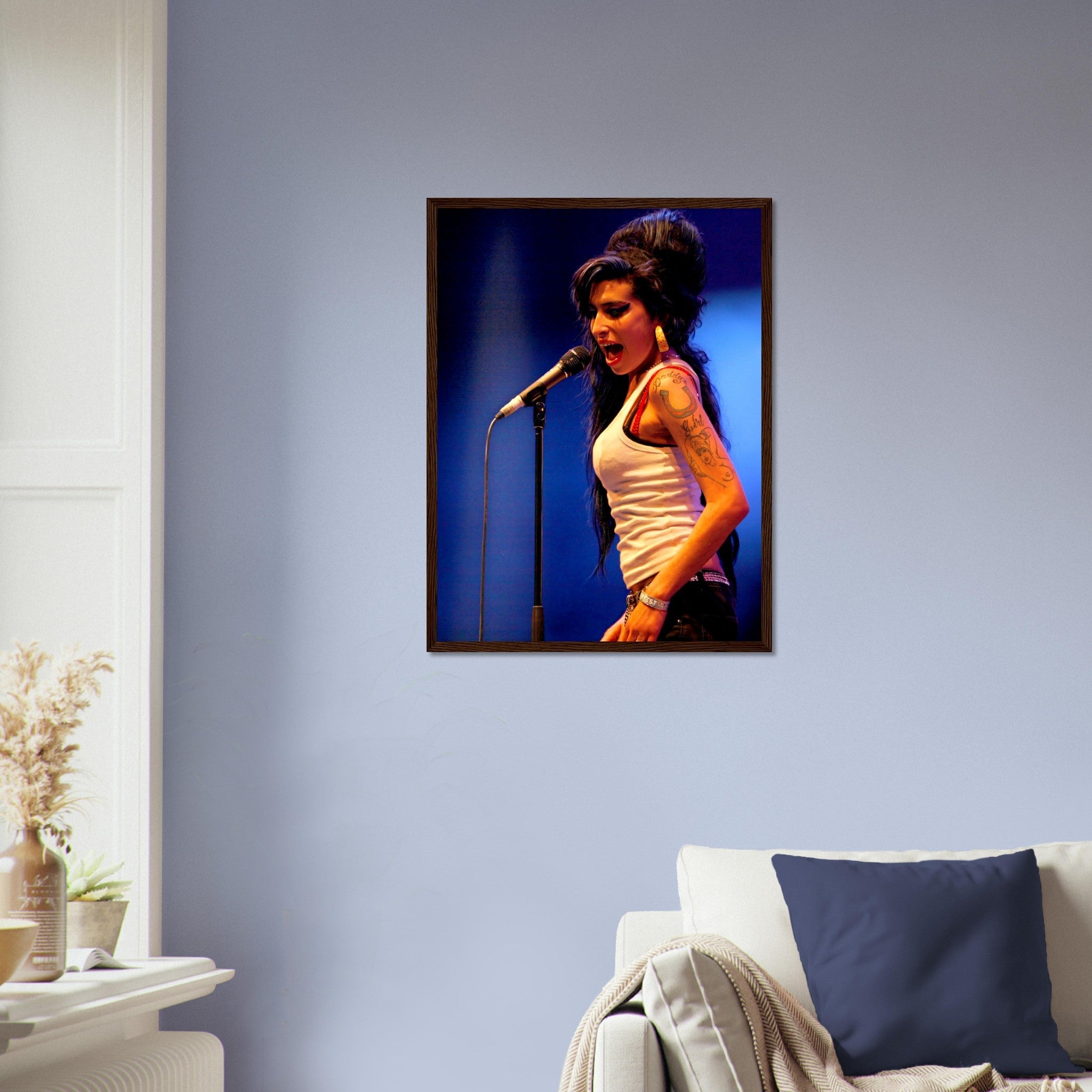 Amy Winehouse Framed, Music Festival 2007, Photo Portrait - Amy Winehouse Framed Print - WallArtPrints4U