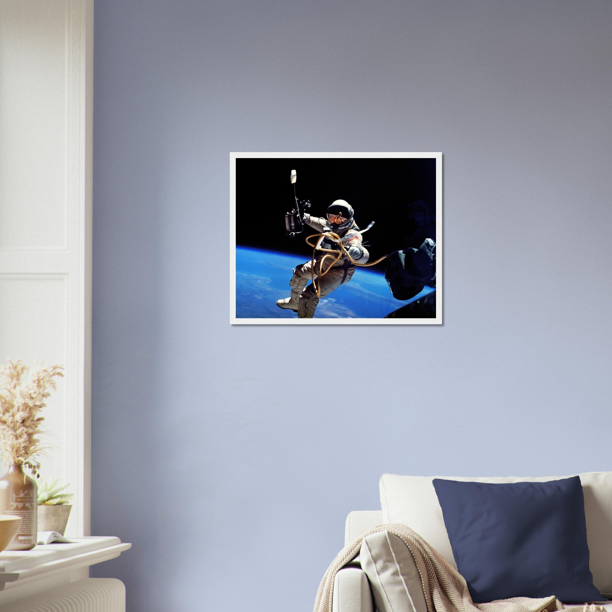 Astronaut Framed - Vintage Astronaut Americas First Space Walk - WallArtPrints4U