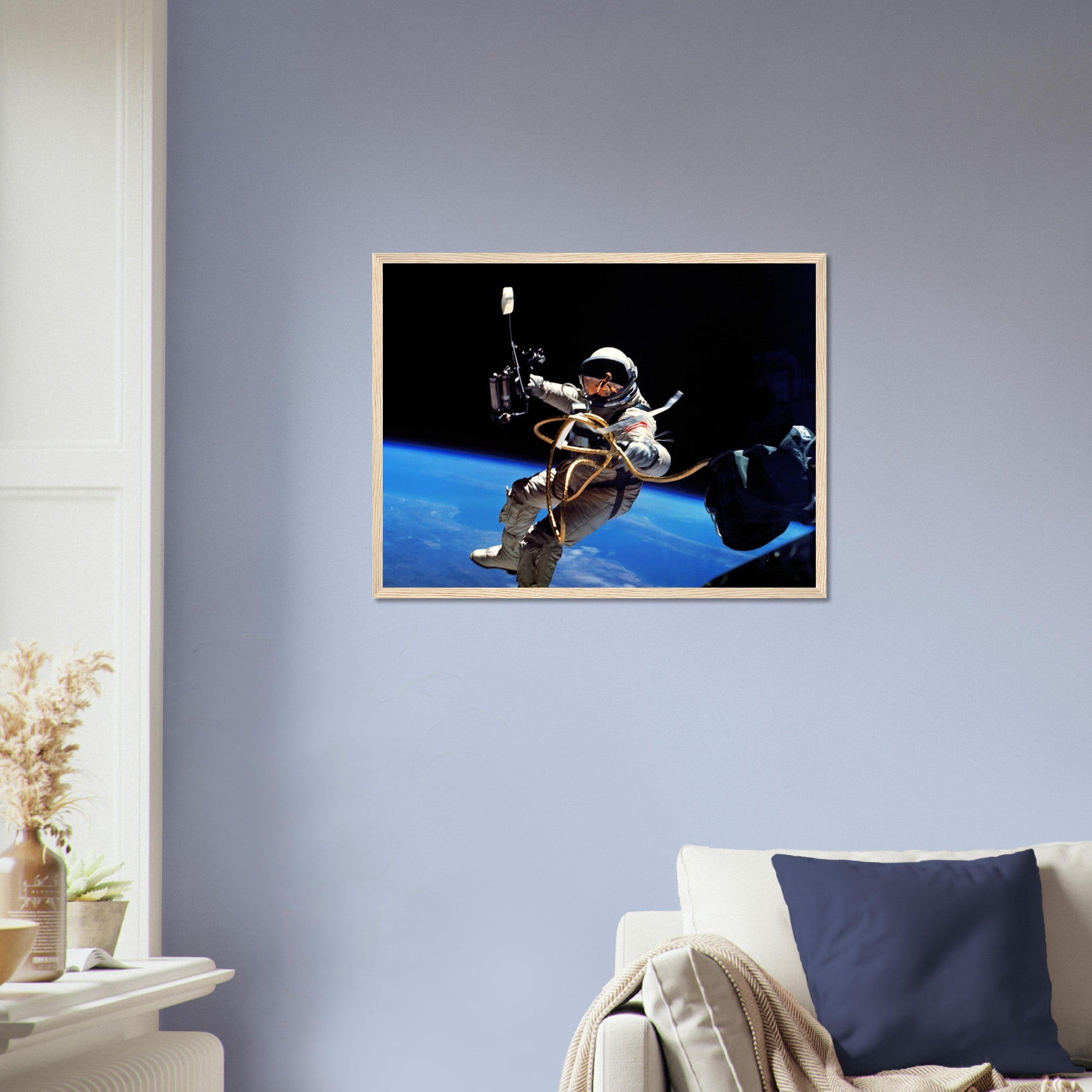 Astronaut Framed - Vintage Astronaut Americas First Space Walk - WallArtPrints4U