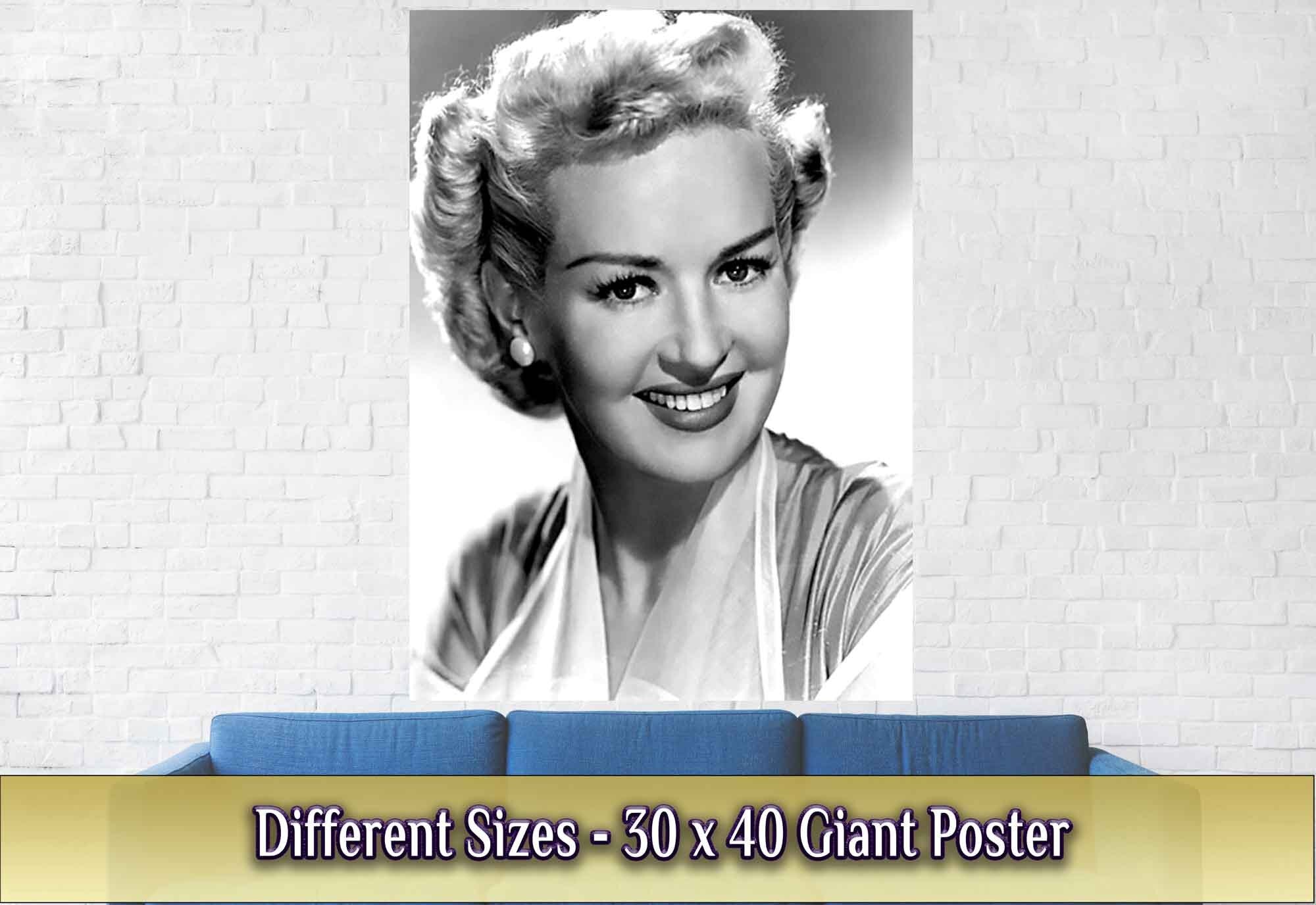 Betty Grable Poster, Voluptuous Sex Goddess, Vintage Photo - Iconic Betty Grable Print - Hollywood Silver Screen Star - WallArtPrints4U