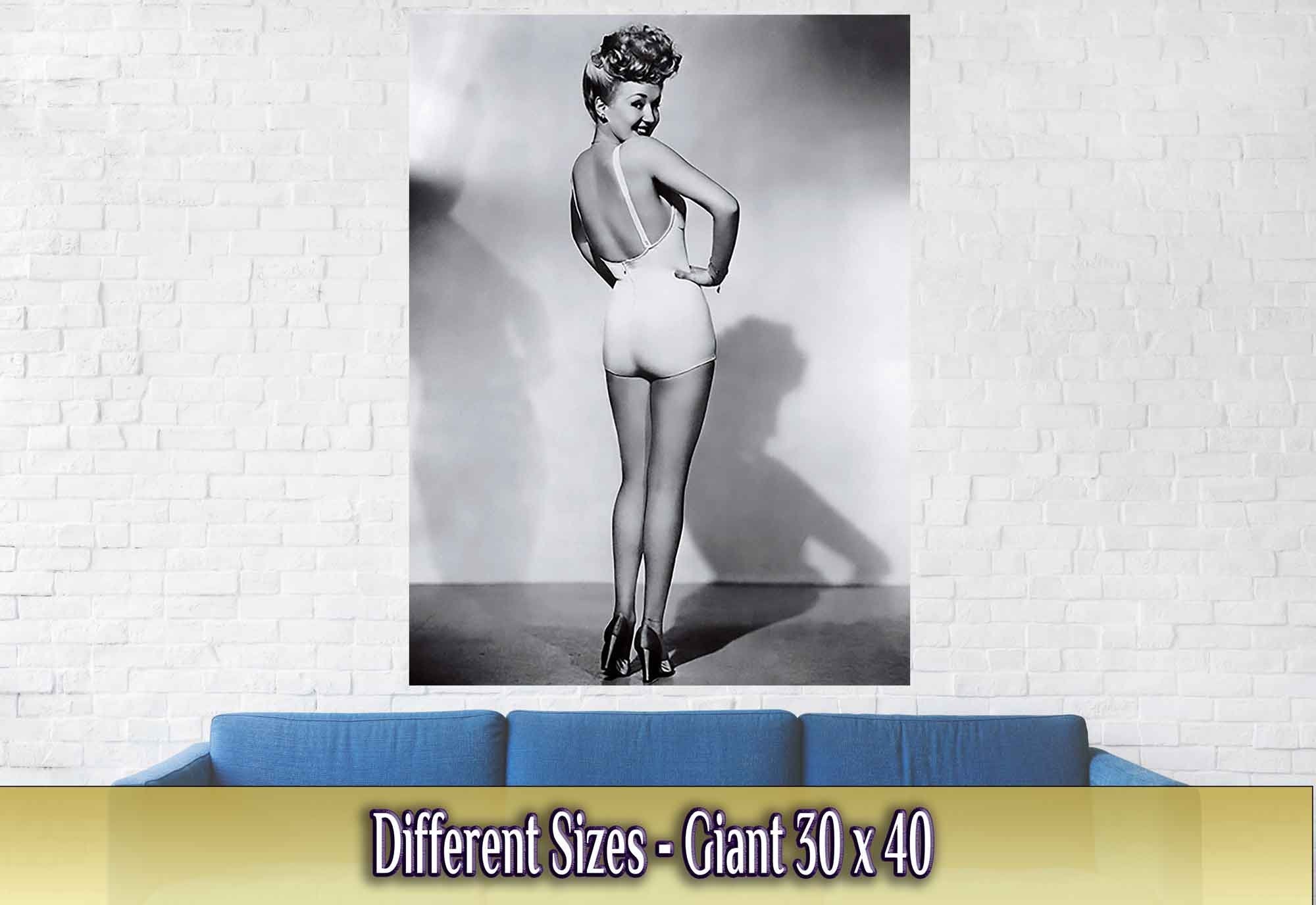 Betty Grable Swimsuit Poster, Famous Photo Print From 1943, First Pin Up Girl, Inspired American Soldiers In Ww2. - WallArtPrints4U
