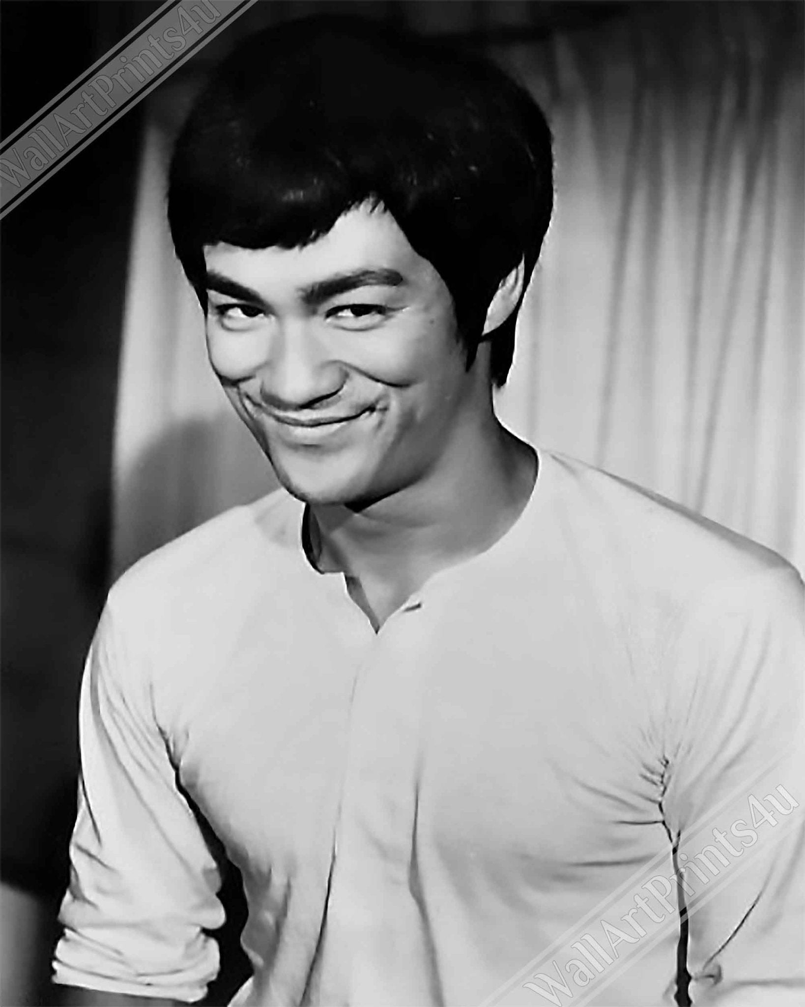 Bruce Lee Poster Martial Artist Vintage Photo Portrait - Bruce Lee Print 1973 - WallArtPrints4U