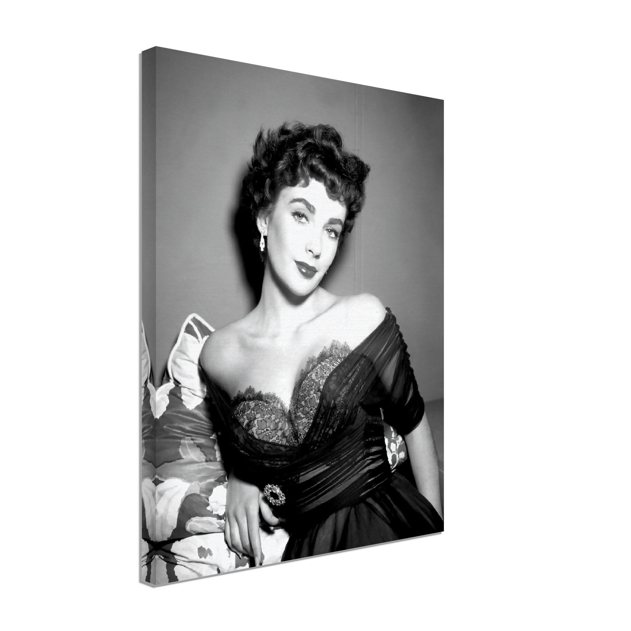 Elizabeth Taylor Canvas, Sex Symbol, Rare Photo - Iconic Elizabeth Taylor Canvas Print - Hollywood Silver Screen Star - WallArtPrints4U