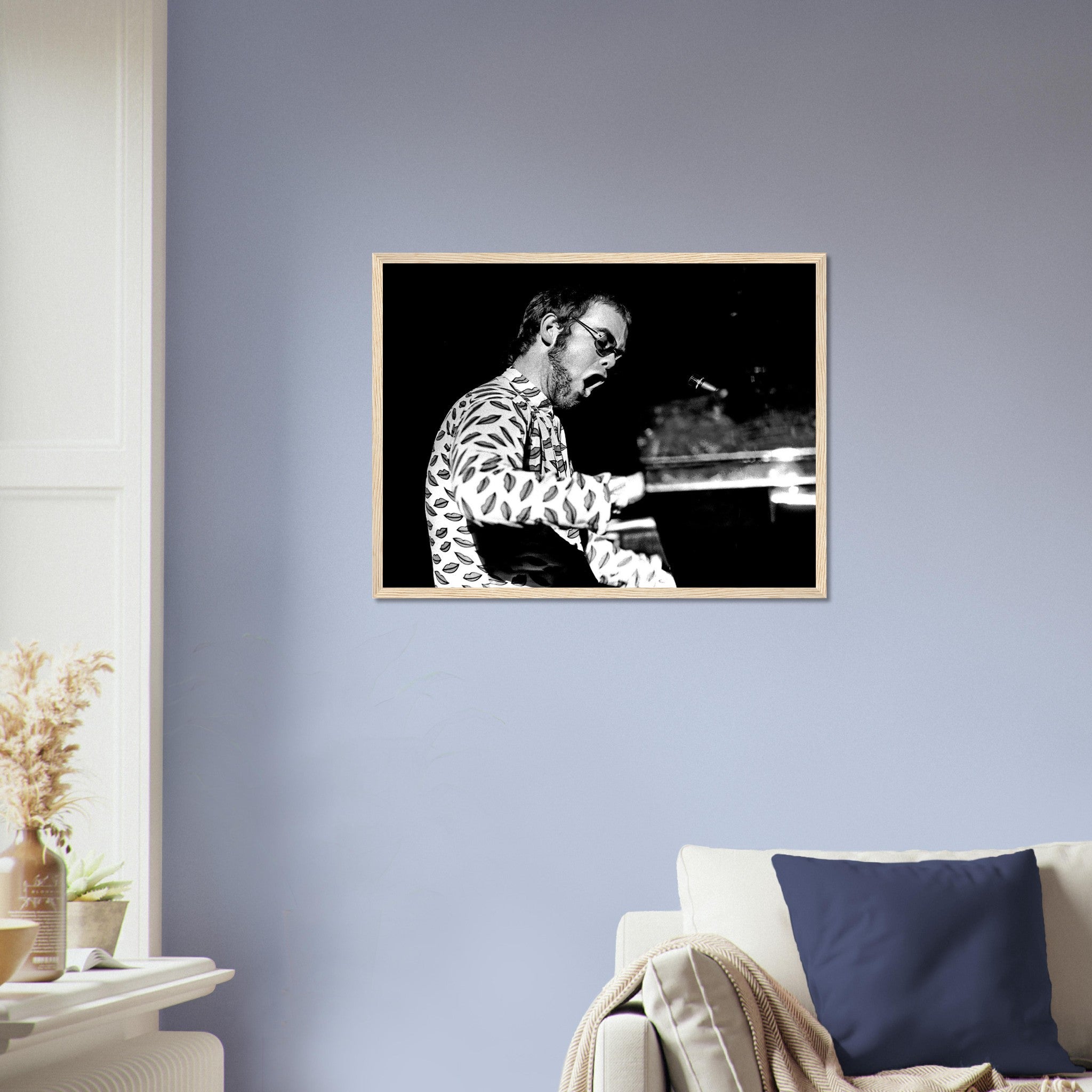 Elton John Framed, From 1970s, Vintage Photo Portrait - Elton John Framed Print - WallArtPrints4U