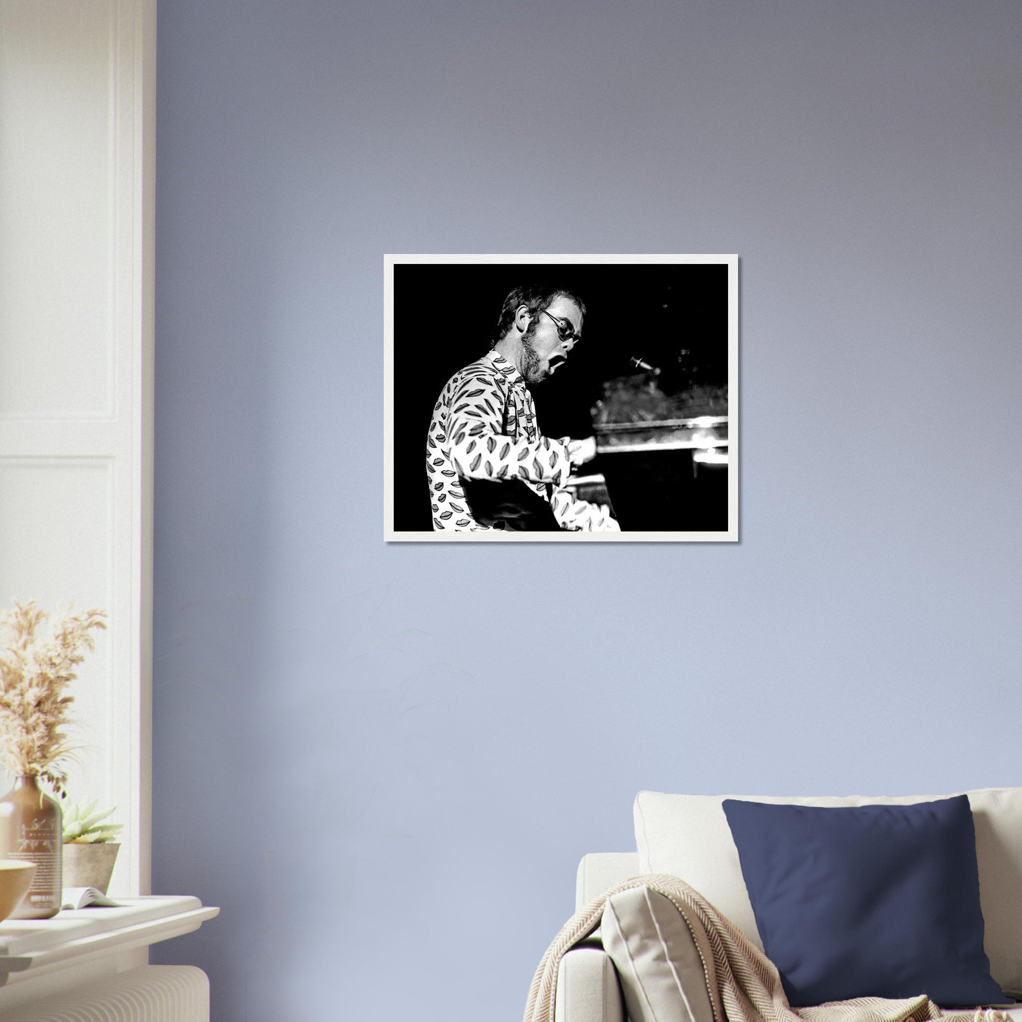 Elton John Framed, From 1970s, Vintage Photo Portrait - Elton John Framed Print - WallArtPrints4U