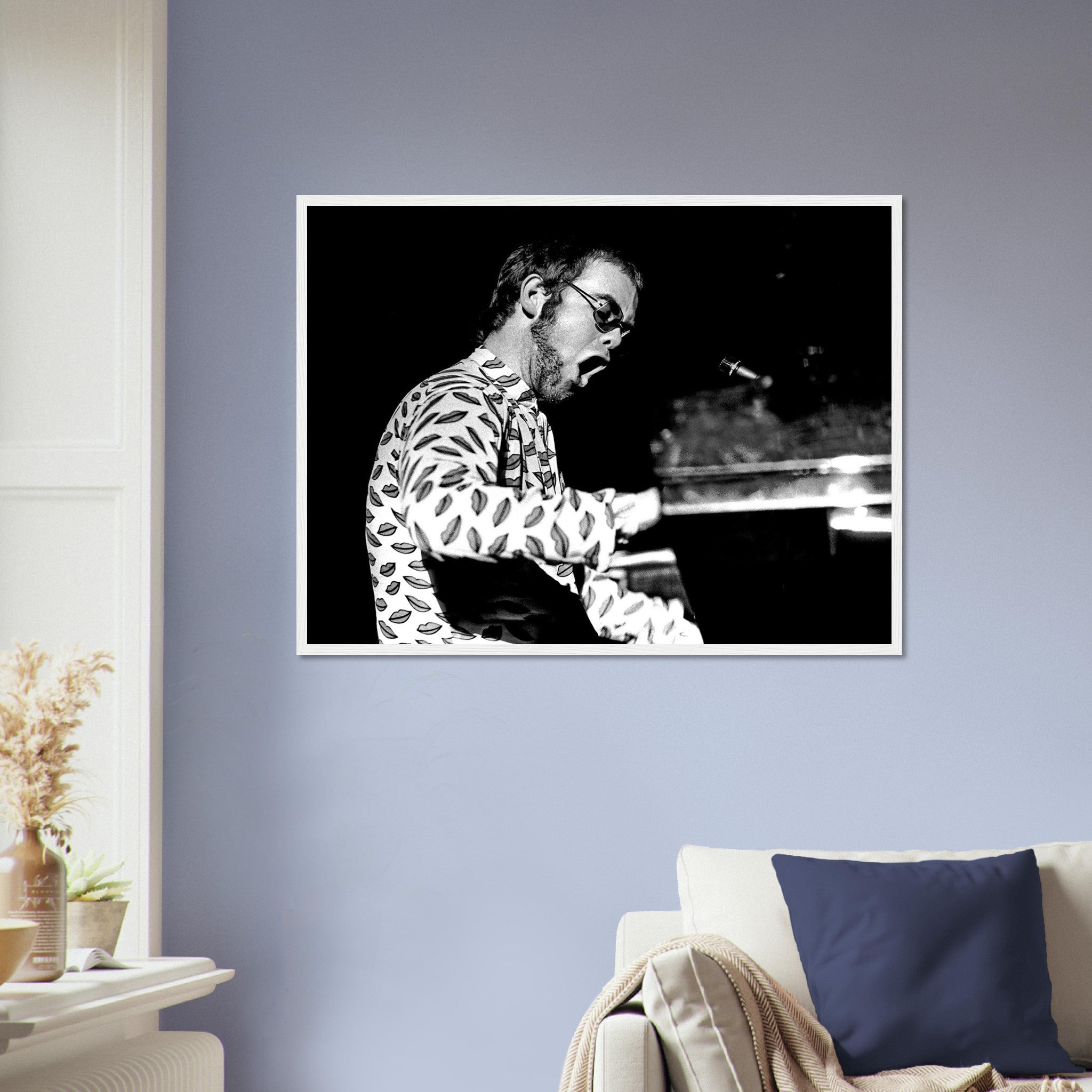 Elton John Framed, From 1970s, Vintage Photo Portrait - Elton John Framed Print - WallArtPrints4U