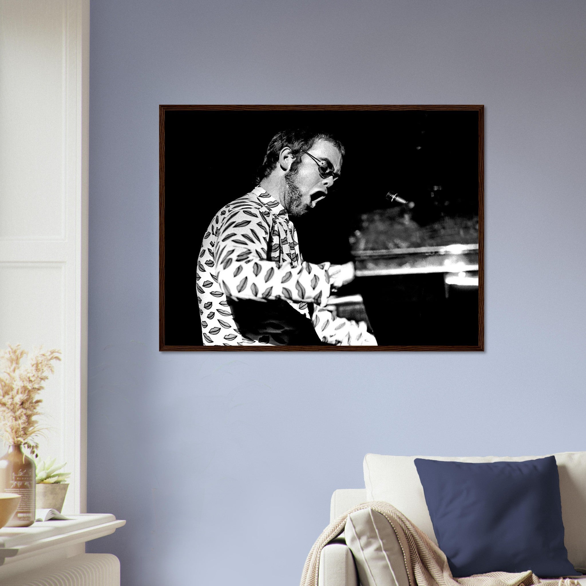 Elton John Framed, From 1970s, Vintage Photo Portrait - Elton John Framed Print - WallArtPrints4U