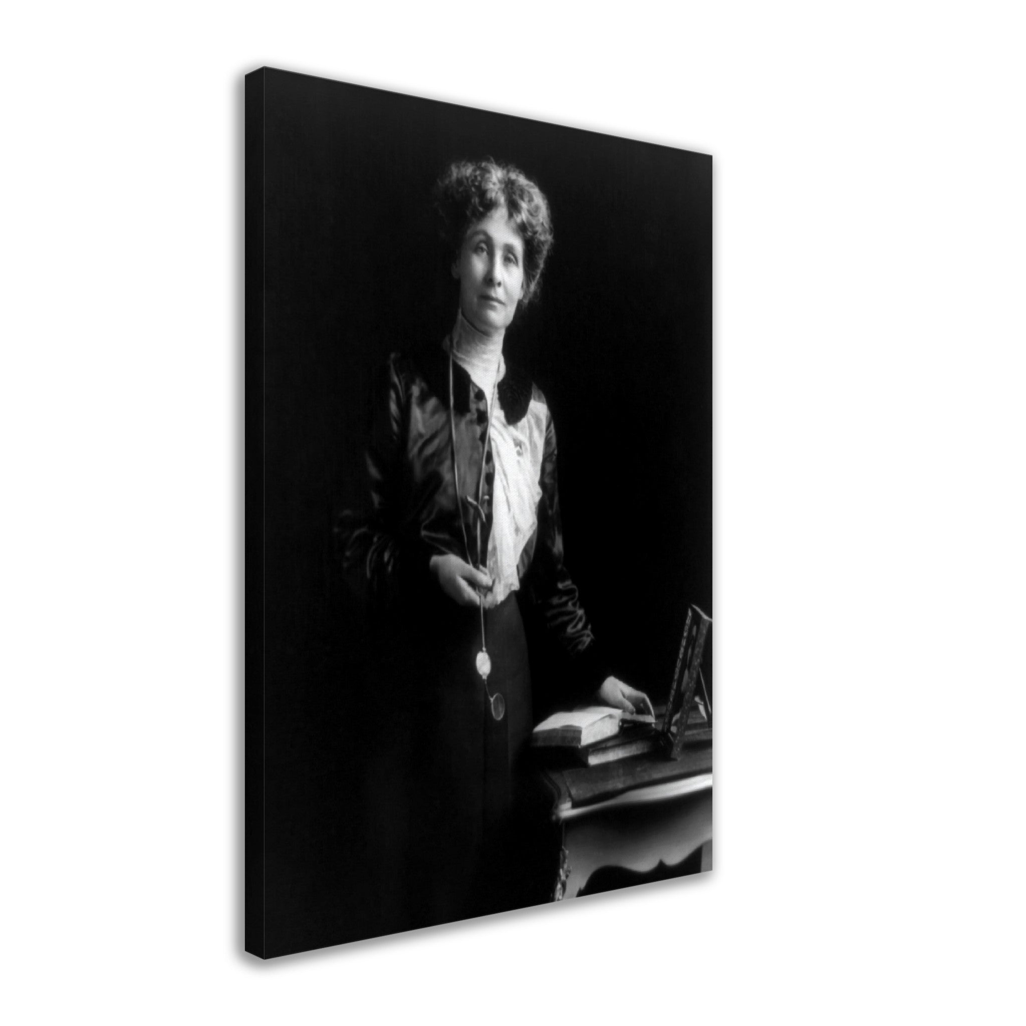 Emmeline Pankhurst Canvas, Circa 1913, Vintage Photo Portrait - Emmeline Pankhurst Canvas Print - WallArtPrints4U