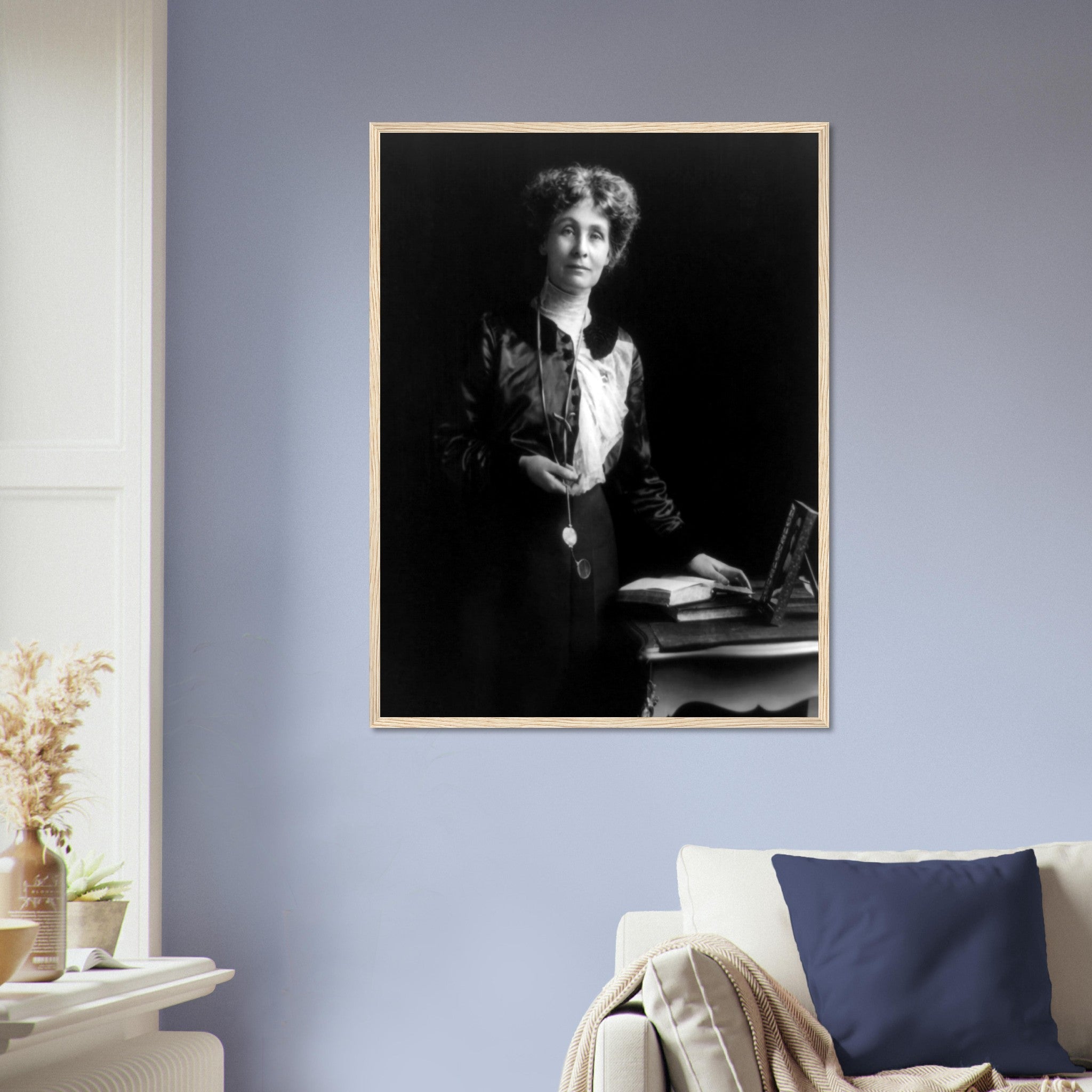 Emmeline Pankhurst Framed, Circa 1913, Vintage Photo Portrait - Emmeline Pankhurst Framed Print - WallArtPrints4U
