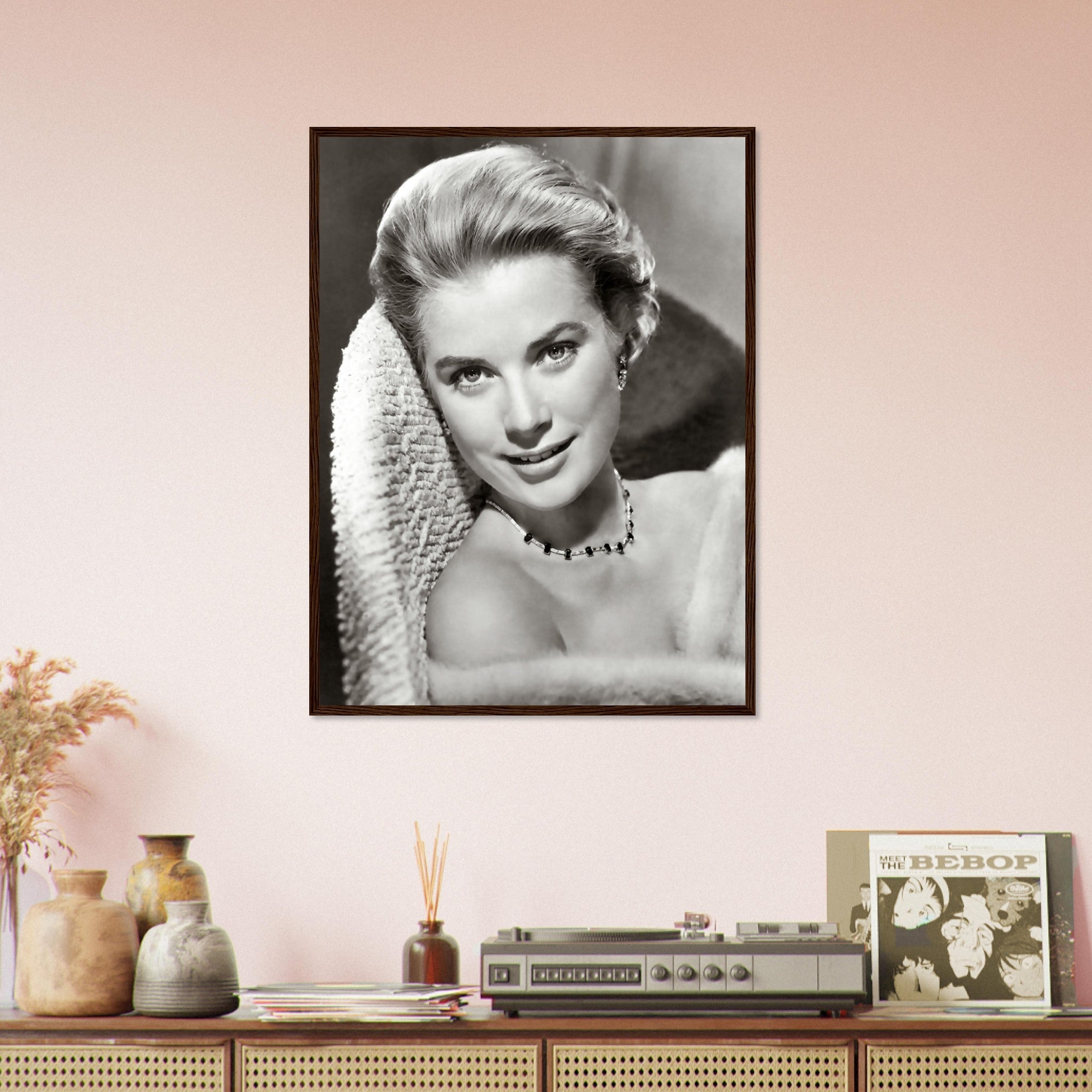 Grace Kelly Framed, Fashion Icon, Rare Photo - Iconic Grace Kelly Framed Print - Hollywood Silver Screen Star - WallArtPrints4U