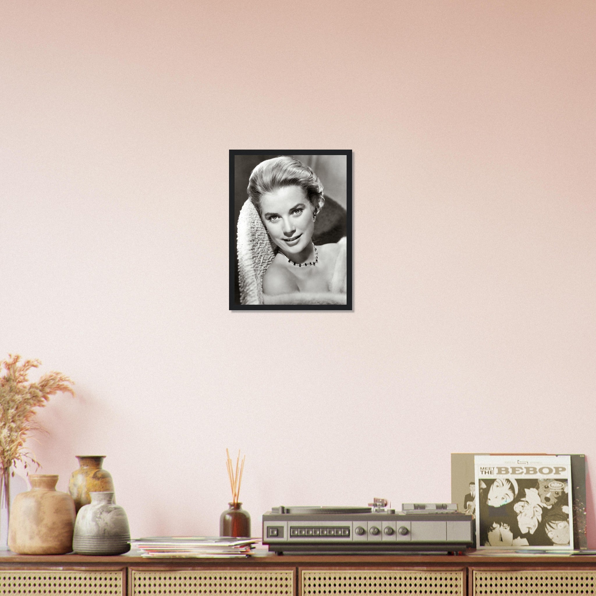 Grace Kelly Framed, Fashion Icon, Rare Photo - Iconic Grace Kelly Framed Print - Hollywood Silver Screen Star - WallArtPrints4U