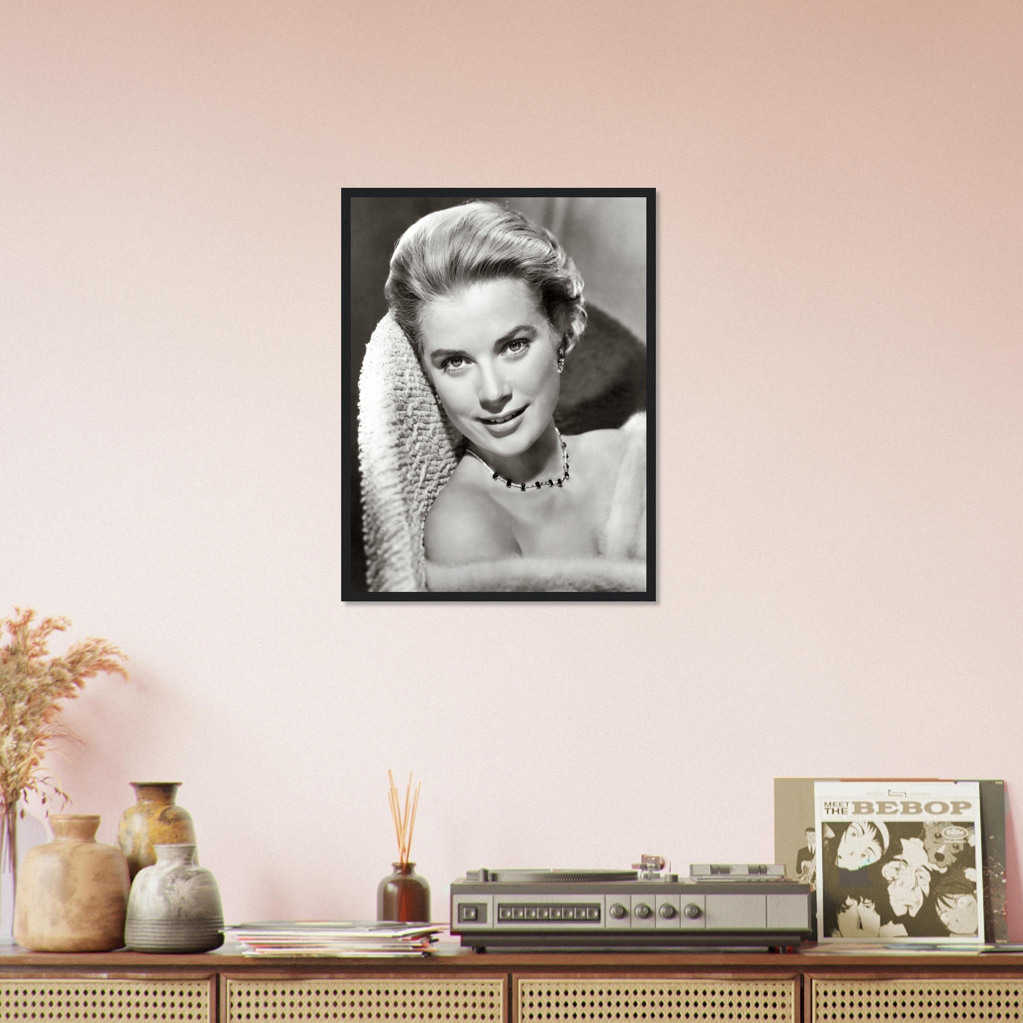 Grace Kelly Framed, Fashion Icon, Rare Photo - Iconic Grace Kelly Framed Print - Hollywood Silver Screen Star - WallArtPrints4U