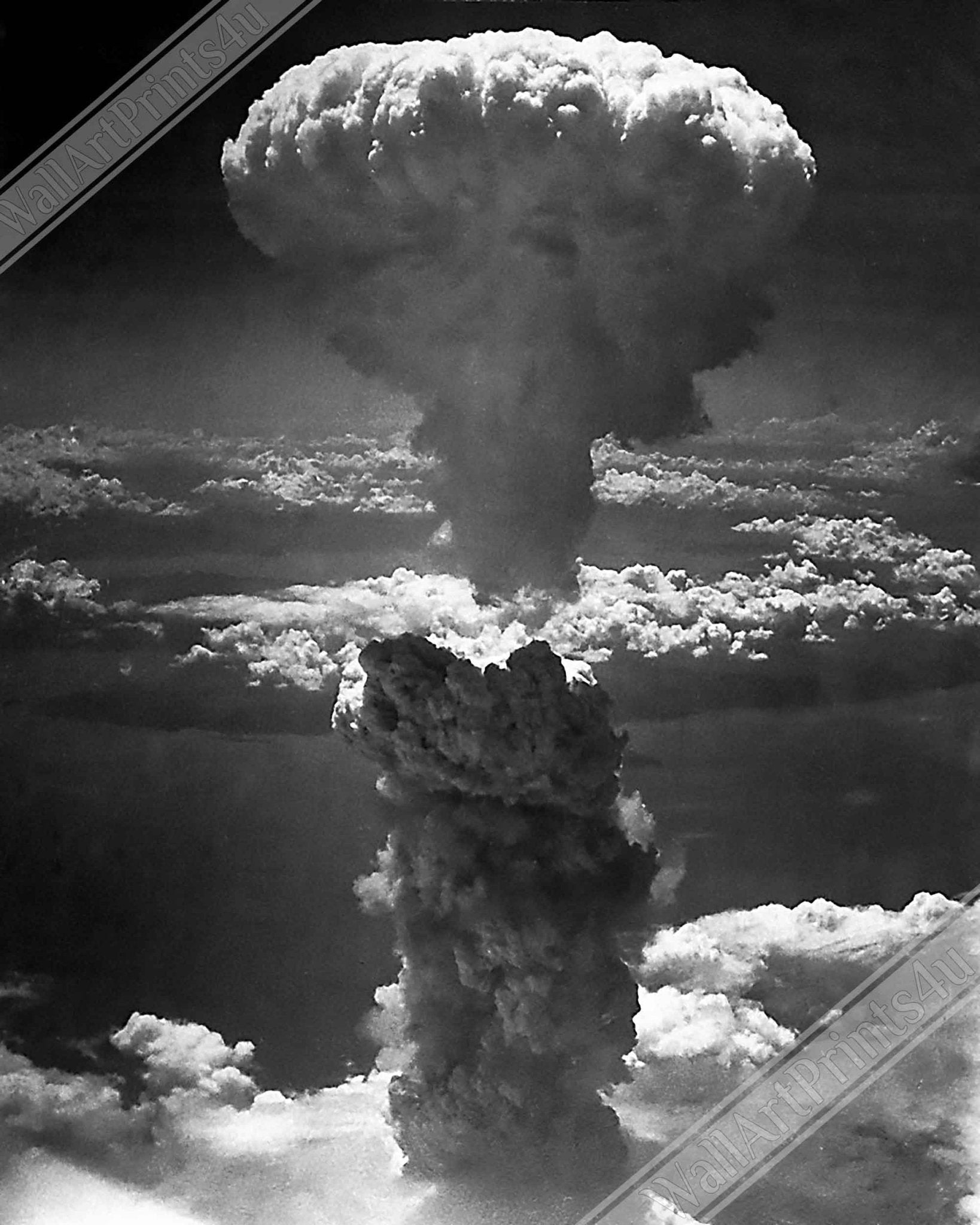 Hiroshima Poster, Hiroshima Nagasaki Mushroom Cloud, Vintage Photo From 1945 Lieutenanat Charles Levy - WallArtPrints4U