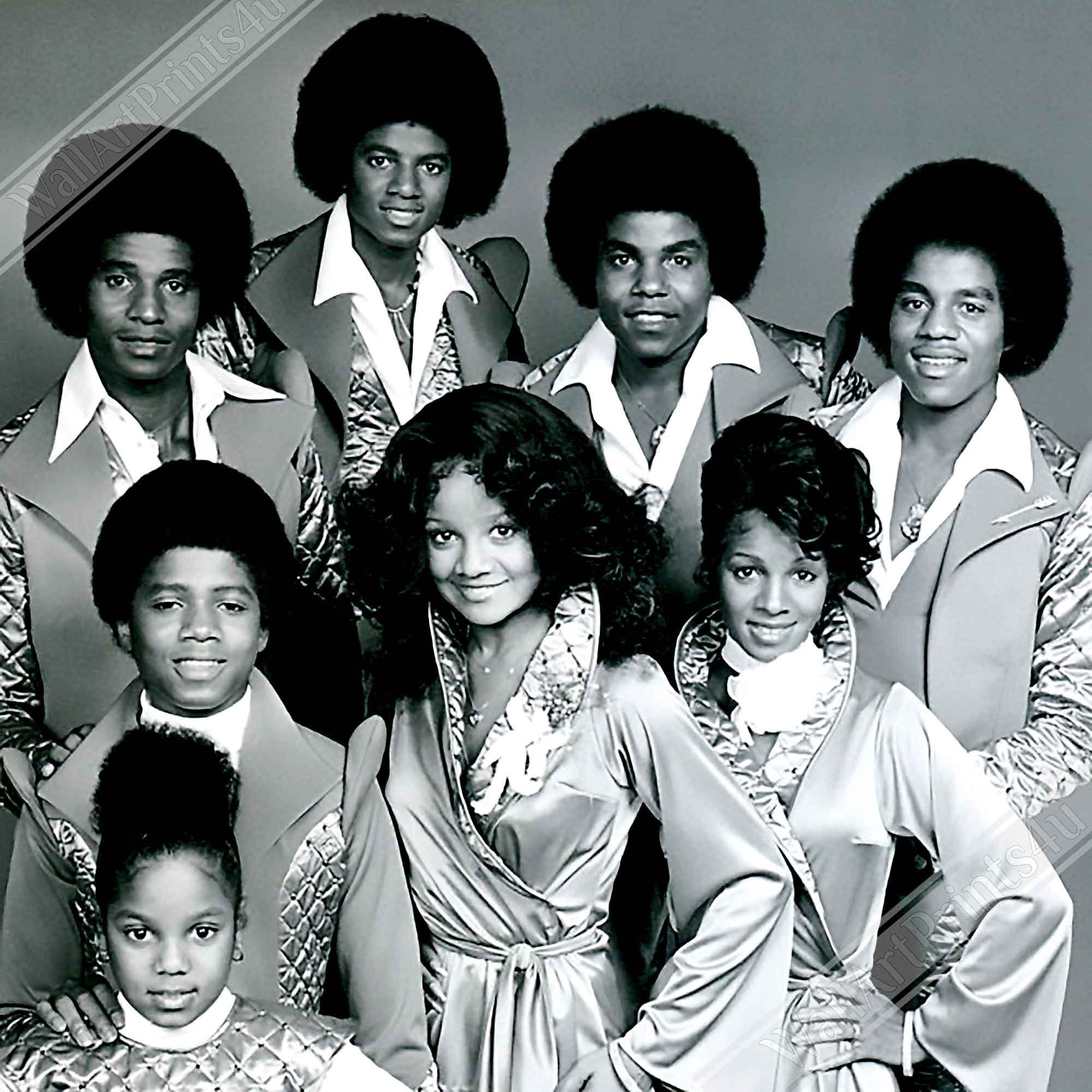 Jackson Family Canvas, From The Jacksons 1977, Vintage Photo Portrait - Jackson Family Canvas Print - WallArtPrints4U