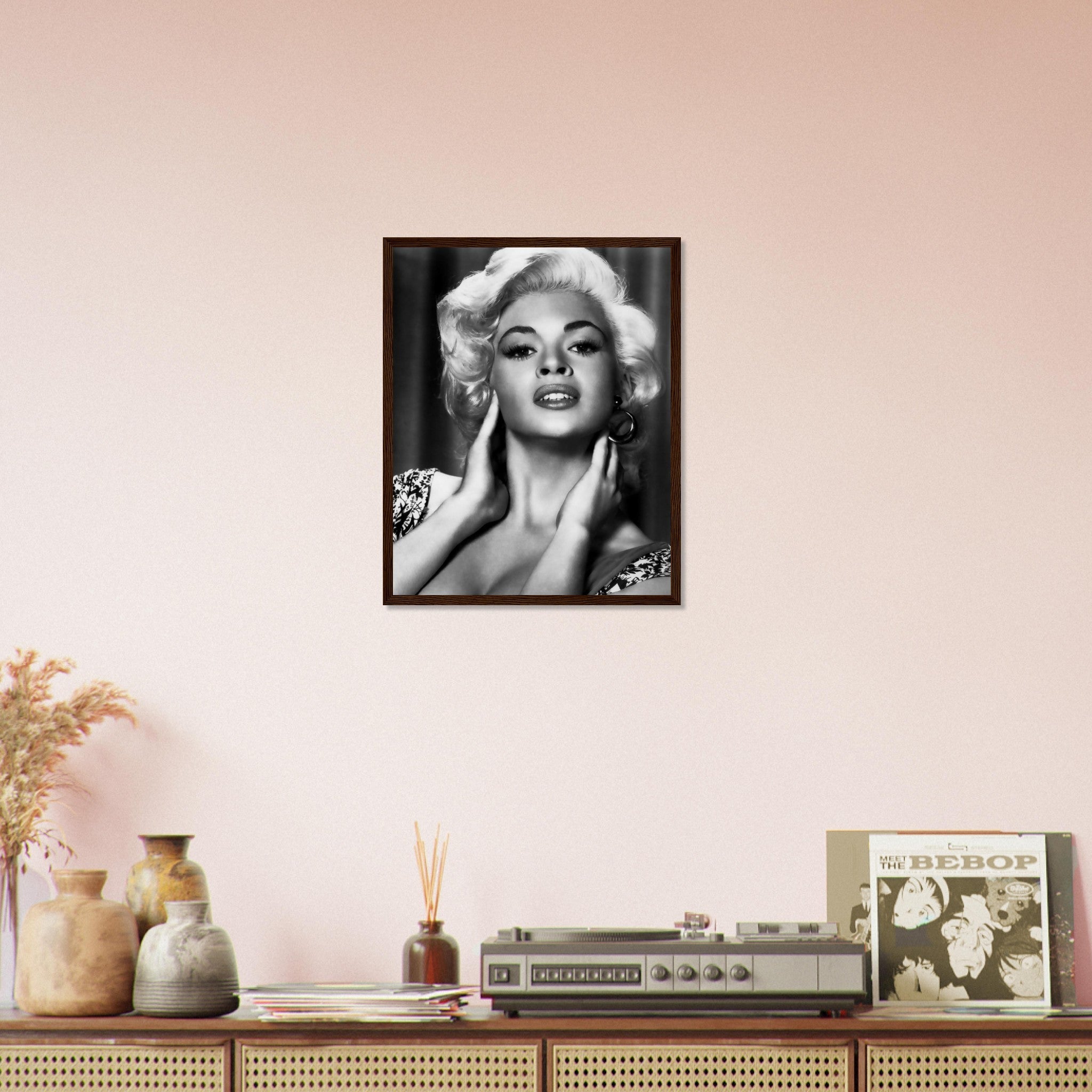 Jayne Mansfield Framed, Sex Symbol, Rare Photo - Iconic Jayne Mansfield Framed Print - Hollywood Silver Screen Star - WallArtPrints4U