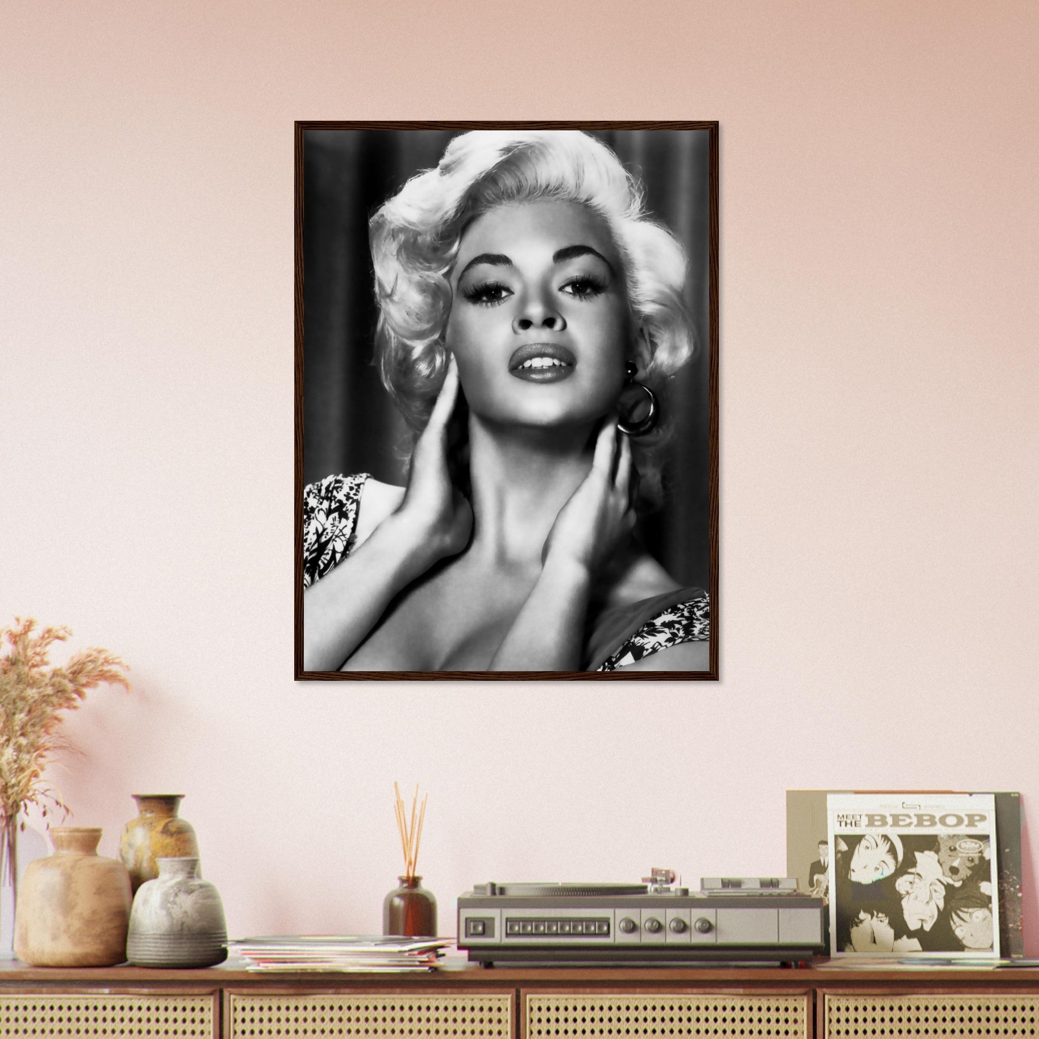 Jayne Mansfield Framed, Sex Symbol, Rare Photo - Iconic Jayne Mansfield Framed Print - Hollywood Silver Screen Star - WallArtPrints4U