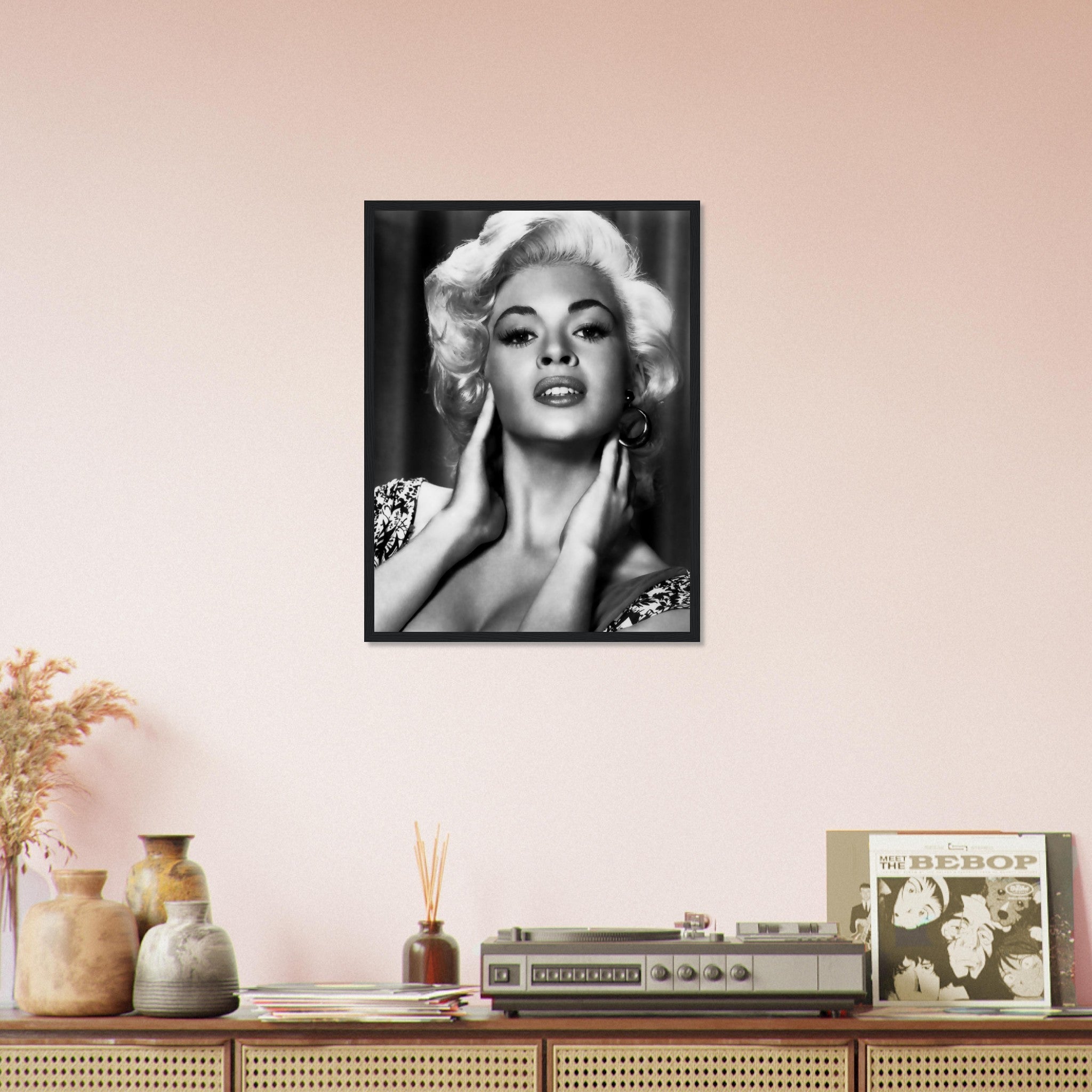 Jayne Mansfield Framed, Sex Symbol, Rare Photo - Iconic Jayne Mansfield Framed Print - Hollywood Silver Screen Star - WallArtPrints4U