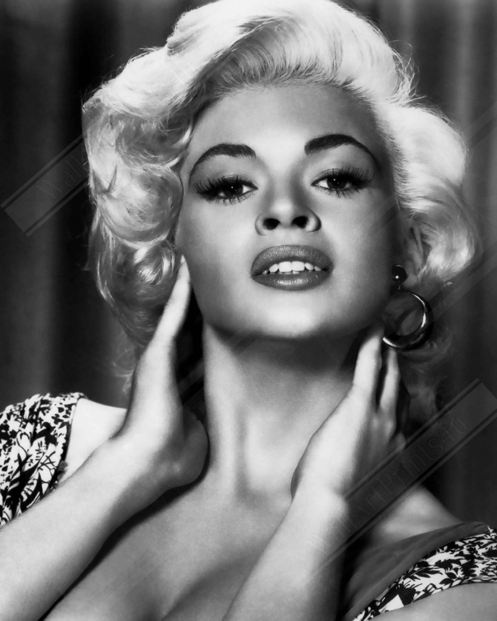 Jayne Mansfield Framed, Sex Symbol, Rare Photo - Iconic Jayne Mansfield Framed Print - Hollywood Silver Screen Star - WallArtPrints4U