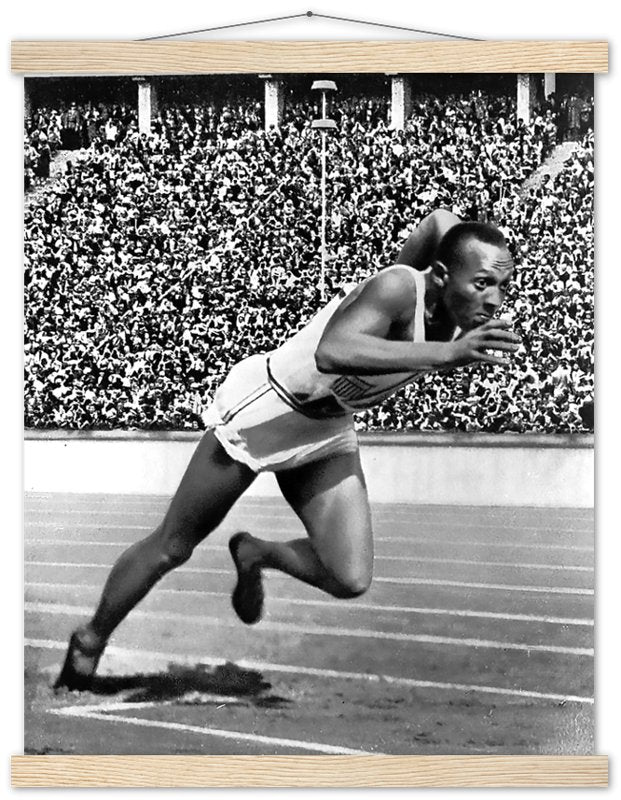 Jesse Owens Poster Vintage Photo - Iconic Jesse Owens Print - WallArtPrints4U