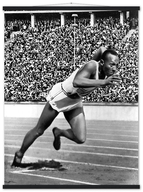 Jesse Owens Poster Vintage Photo - Iconic Jesse Owens Print - WallArtPrints4U