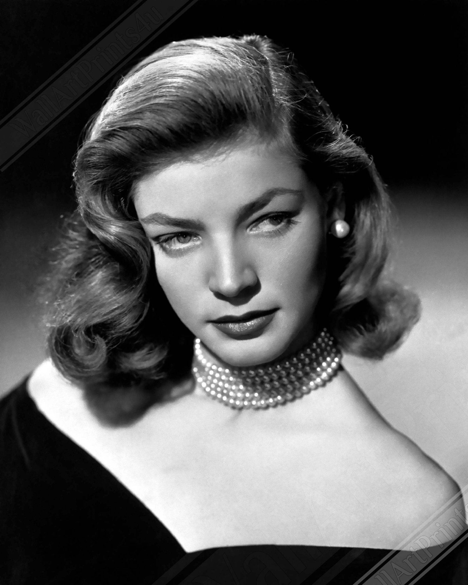 Lauren Bacall Framed, Sexiest Star #6, Vintage Photo - Iconic Lauren Bacall Framed Print - Hollywood Silver Screen Star - WallArtPrints4U