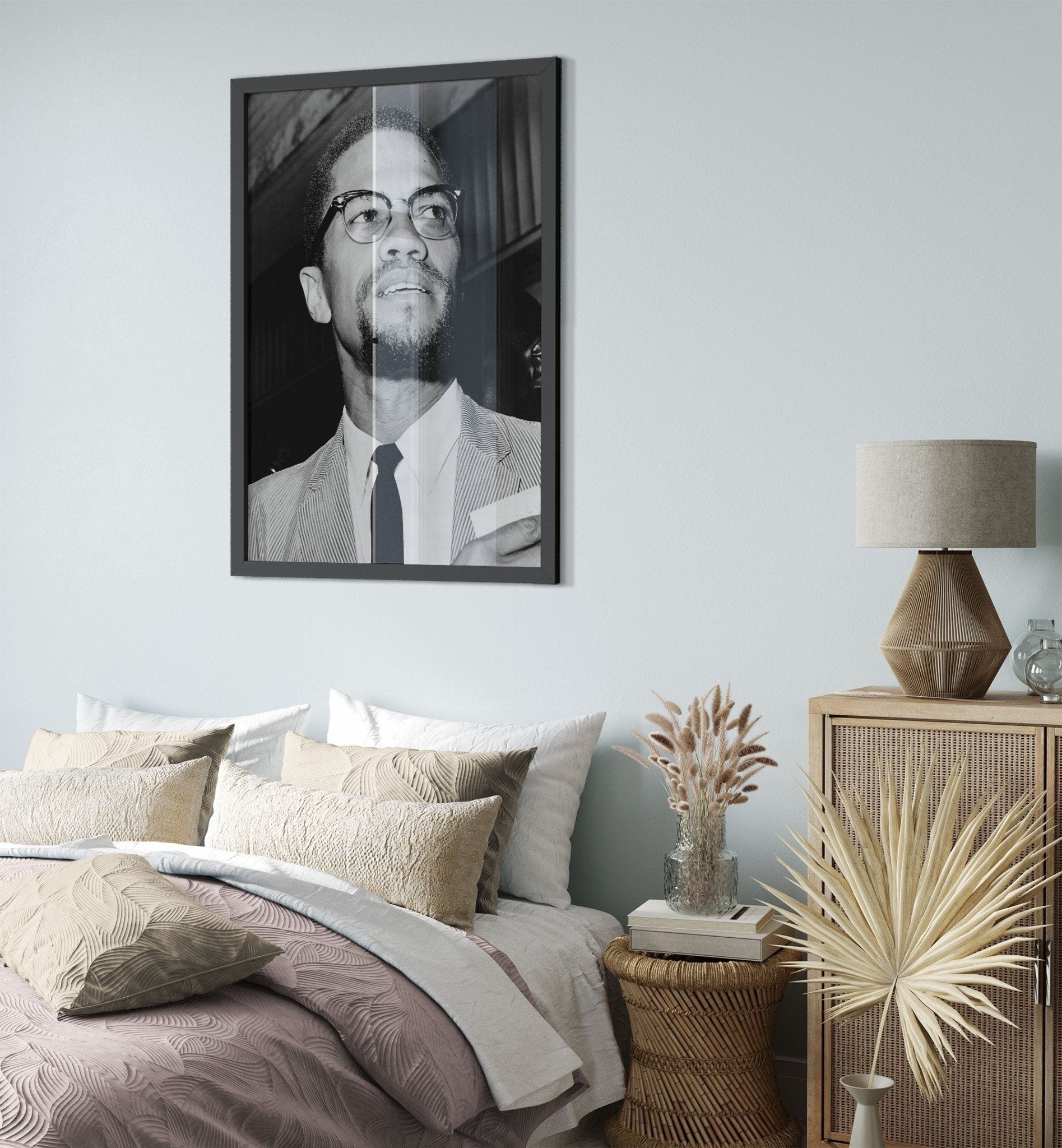 Malcolm X Framed, Human Rights Activist Vintage Photo Portrait - Malcolm X Framed Print - WallArtPrints4U