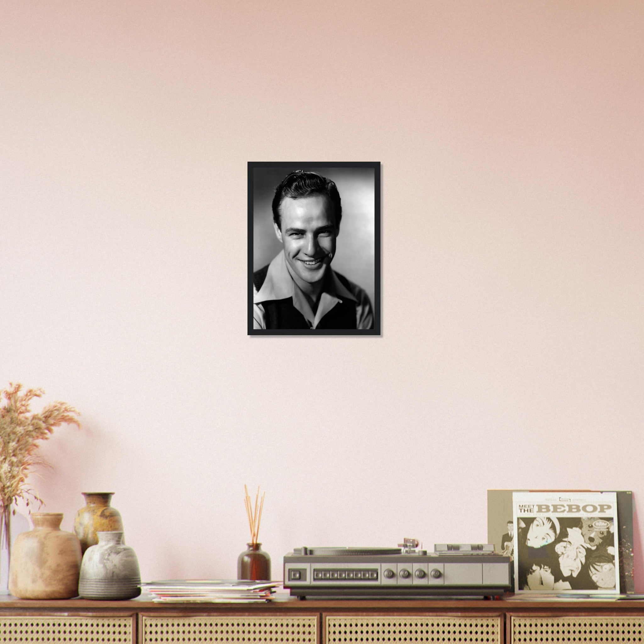 Marlon Brando Framed, Mr Mumbles, Vintage Photo - Iconic Marlon Brando Framed Print - Hollywood Silver Screen Star UK, EU USA Domestic Shipping - WallArtPrints4U