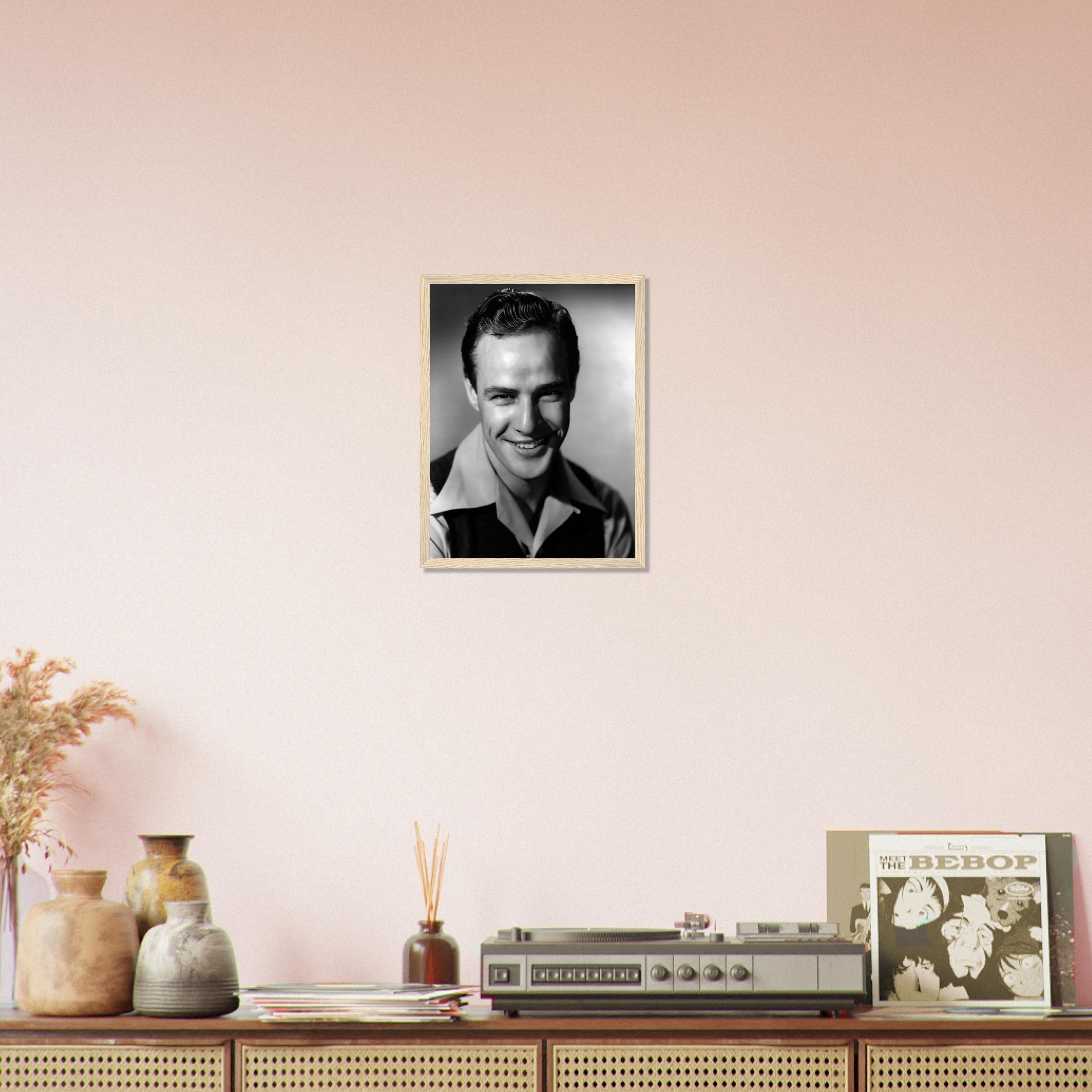 Marlon Brando Framed, Mr Mumbles, Vintage Photo - Iconic Marlon Brando Framed Print - Hollywood Silver Screen Star UK, EU USA Domestic Shipping - WallArtPrints4U