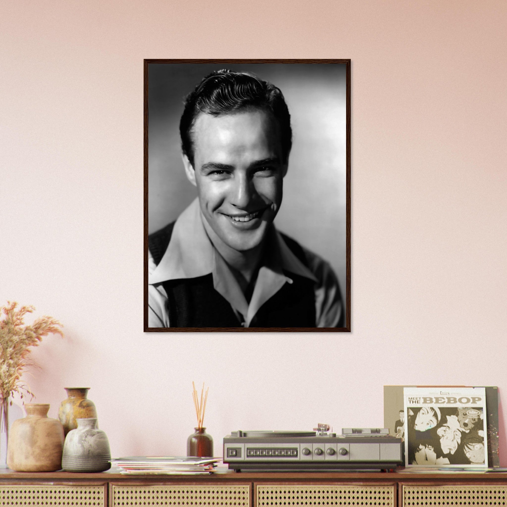 Marlon Brando Framed, Mr Mumbles, Vintage Photo - Iconic Marlon Brando Framed Print - Hollywood Silver Screen Star UK, EU USA Domestic Shipping - WallArtPrints4U