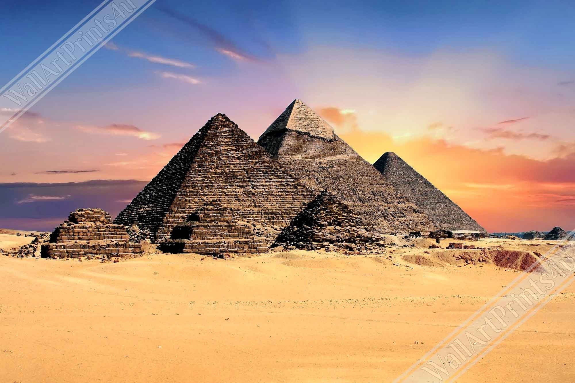 Pyramids Canvas Great Pyramids Of Khufu, Menkaure And Khafre Egyptian Pyramids Of Giza - WallArtPrints4U