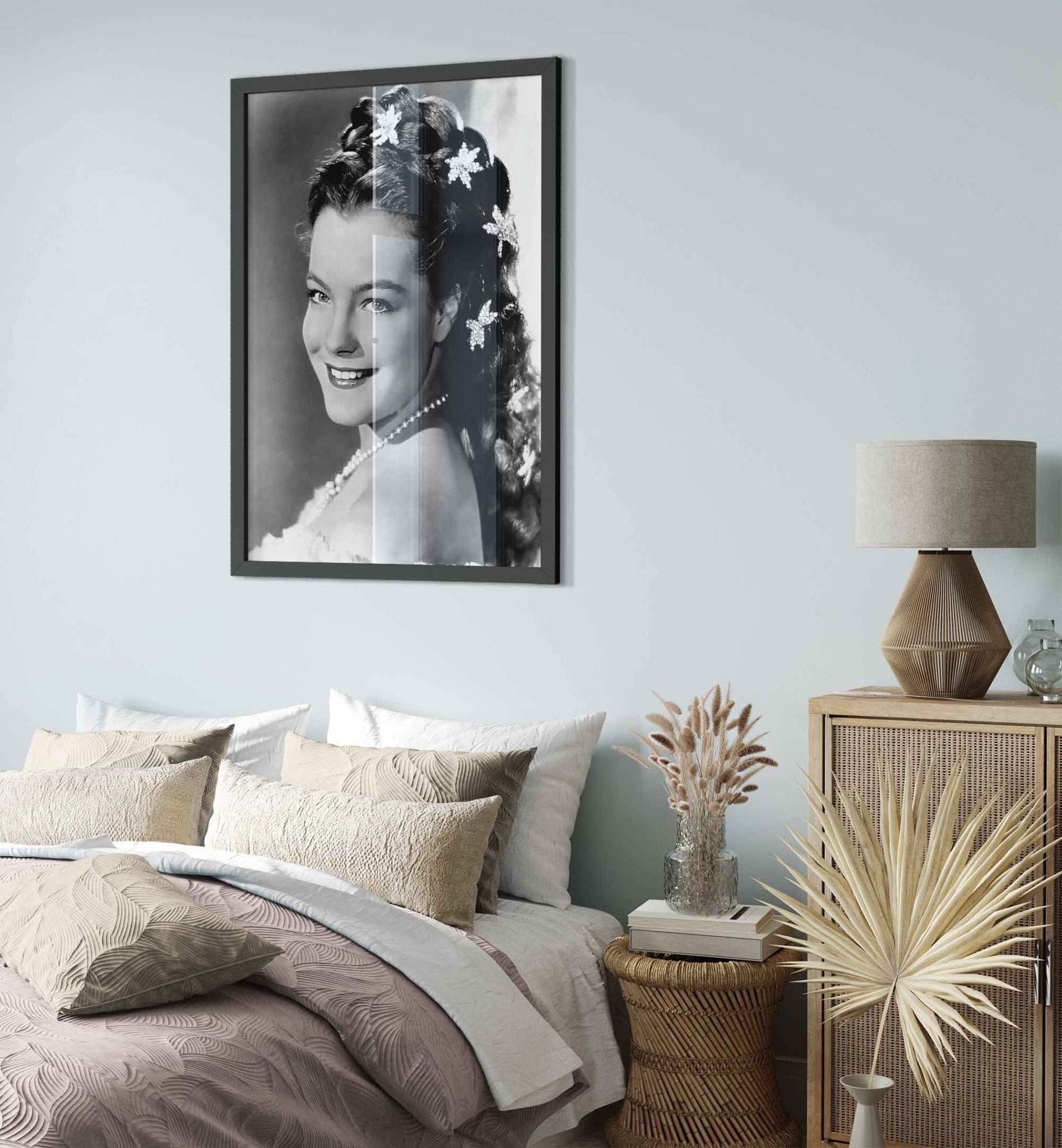 Romy Schneider Framed, Sissi Trilogy, Vintage Photo, Romy Schneider Framed Print, Hollywood Silver Screen Star UK, EU USA Domestic Shipping - WallArtPrints4U