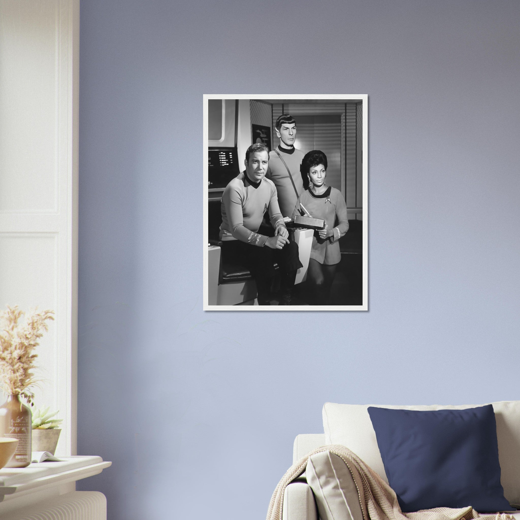 Star Trek Framed, Rare Photo Vintage Kirk, Spock, Uhura Retro Star Trek Giant Framed, Various Sizes Super Sized, Large Or Medium - WallArtPrints4U